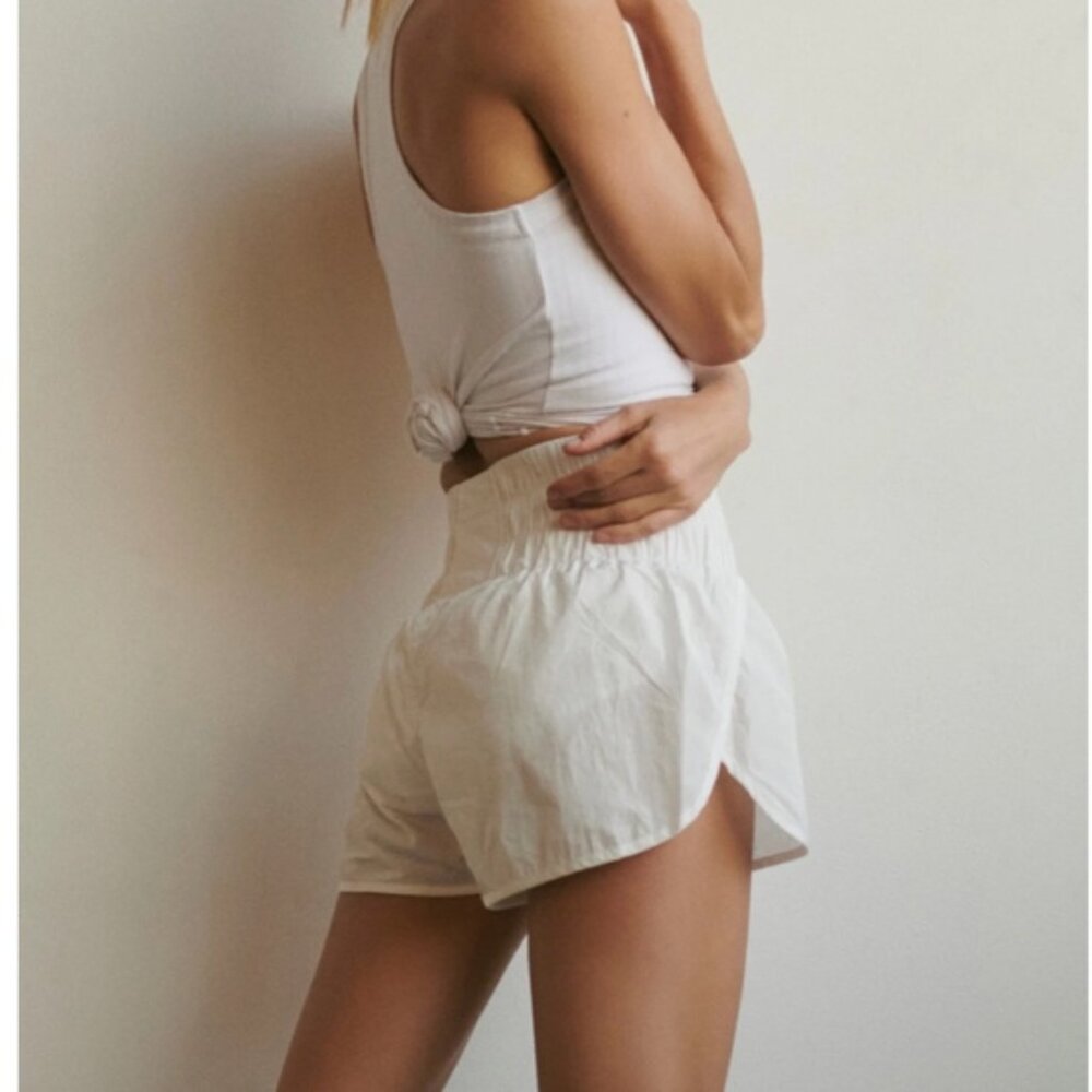 FP MOVEMENT THE WAY HOME SHORT  CREAM - M